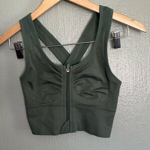 Women’s Vina Sports Bra Zip up Size Small. NWOT